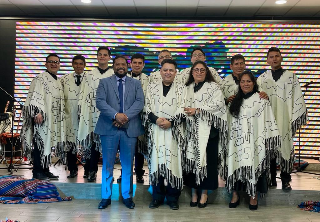 Concierto folklórico solidario en Génova por Ucrania, con la presencia del Cónsul Nelsón&nbsp;Carela.