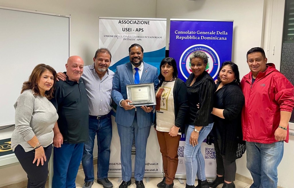 USEI APS rinde homenaje al Cónsul General de la República Dominicana, Nelson Carela&nbsp;Luna