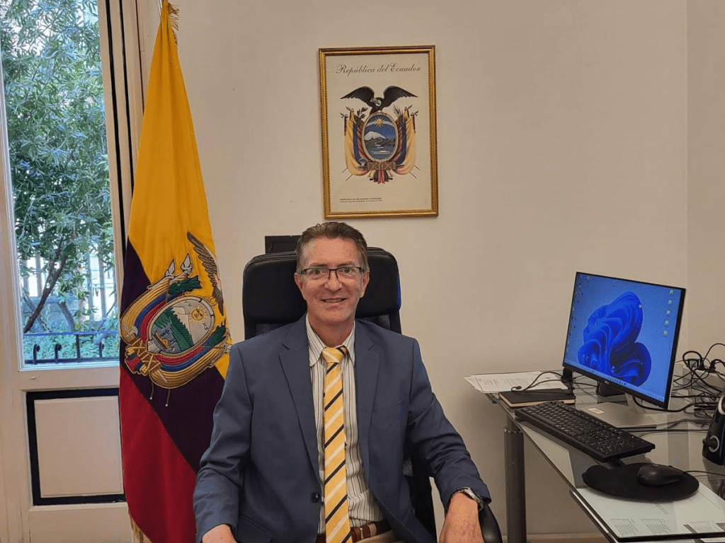 El Cónsul General del Ecuador en Génova, Oscar Izquierdo: Agradece la ejemplar participación de la comunidad en Liguria y&nbsp;Emilia-Romagna
